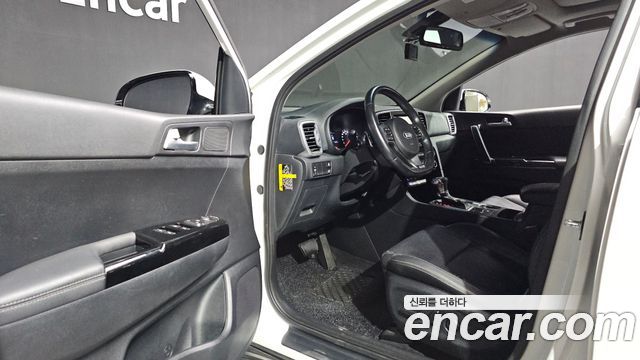 Kia Sportage 2016 — photo 13