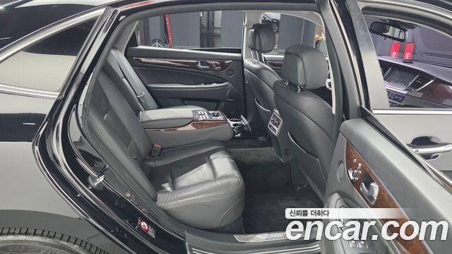 Hyundai Equus 2015 — photo 18
