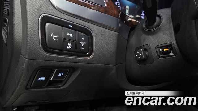 Hyundai Equus 2015 — photo 24