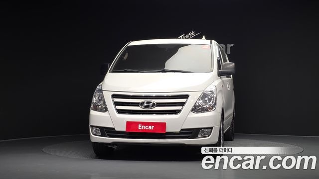 Hyundai Starex 2018 — photo 3