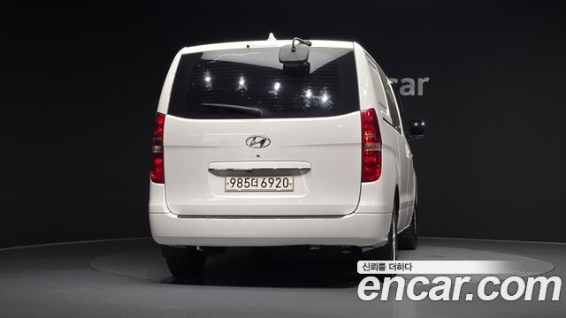 Hyundai Starex 2018 — photo 4