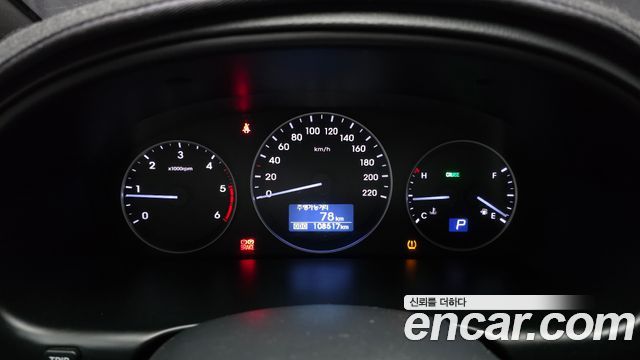 Hyundai Starex 2018 — photo 11