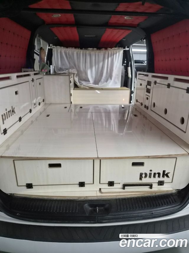 Hyundai Starex 2018 — photo 18