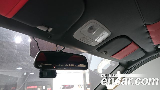 Hyundai Starex 2018 — photo 23