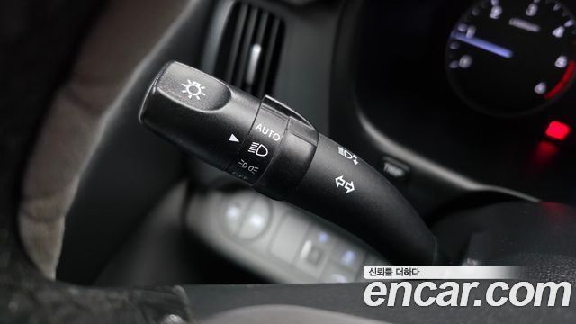 Hyundai Starex 2018 — photo 24