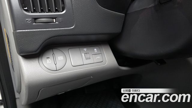 Hyundai Starex 2018 — photo 26