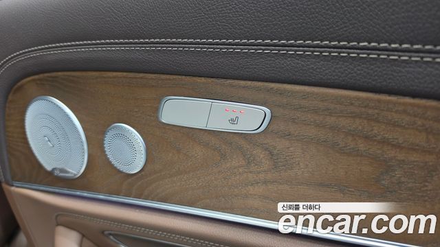 Mercedes-Benz E-Class 2020 — photo 39