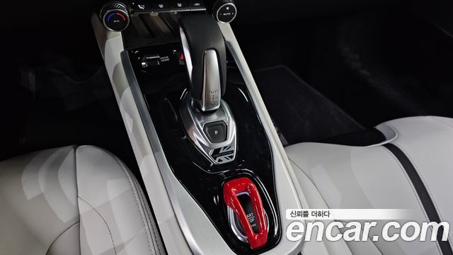 Lotus Emira 2025 — photo 12