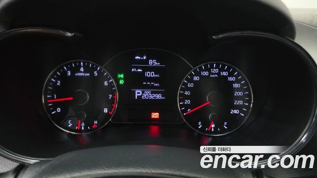 Kia K3 2015 — photo 8