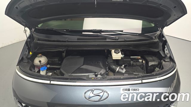 Hyundai Staria 2022 — photo 6