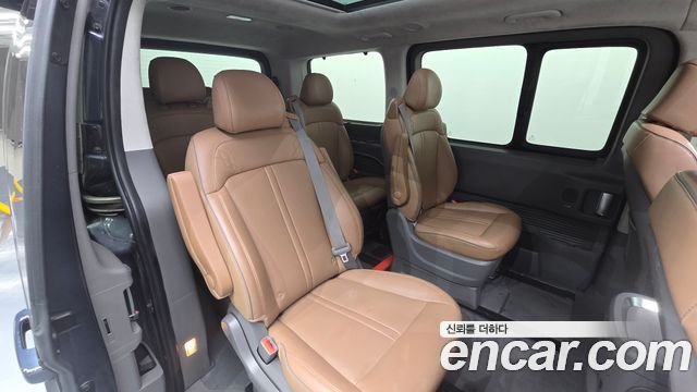 Hyundai Staria 2022 — photo 18