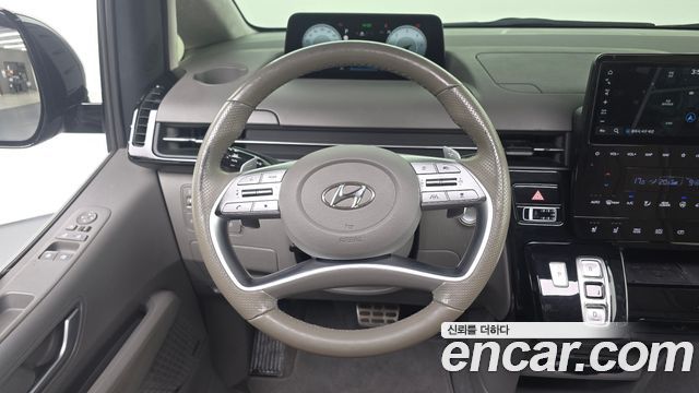 Hyundai Staria 2022 — photo 20