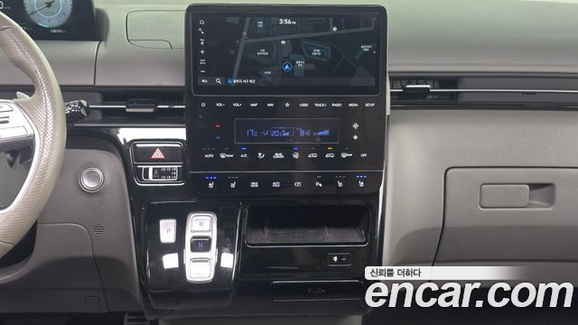 Hyundai Staria 2022 — photo 21
