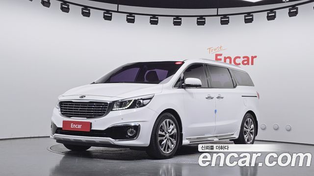 Kia Canival 2018 — photo 1