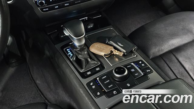 Hyundai Genesis 2016 — photo 9