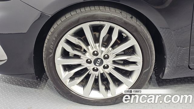 Kia K7 2020 — photo 5