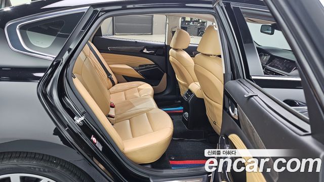 Kia K7 2020 — photo 23