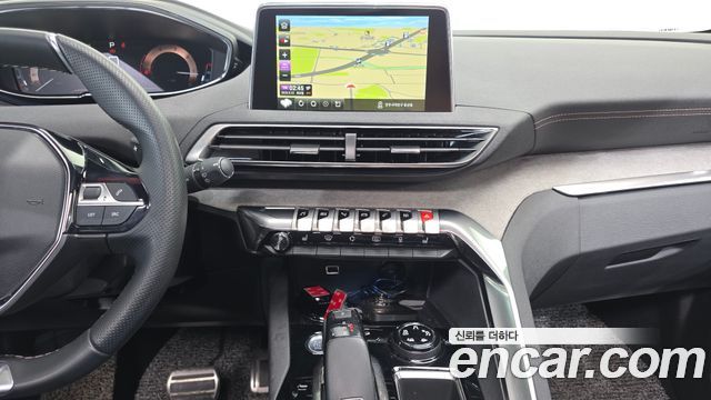 Peugeot 3008 2020 — photo 22