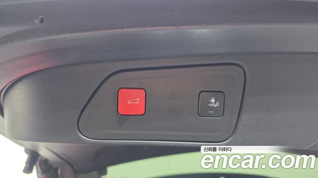 Peugeot 3008 2020 — photo 28