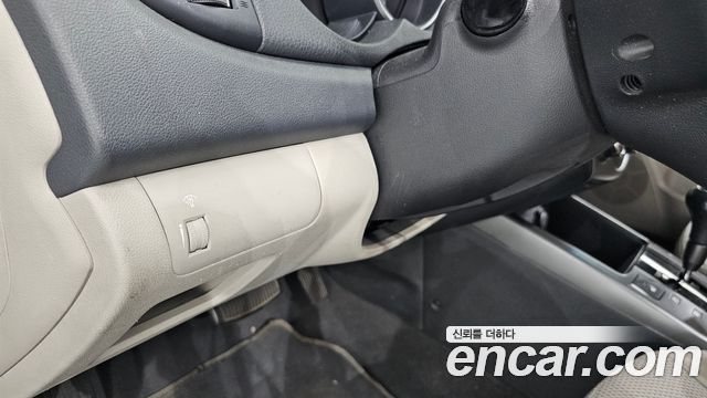 Kia Porte 2010 — photo 19