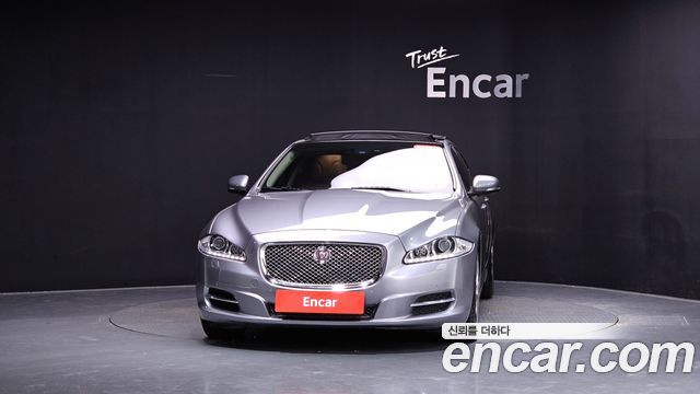 Jaguar XJ 2015 — photo 3
