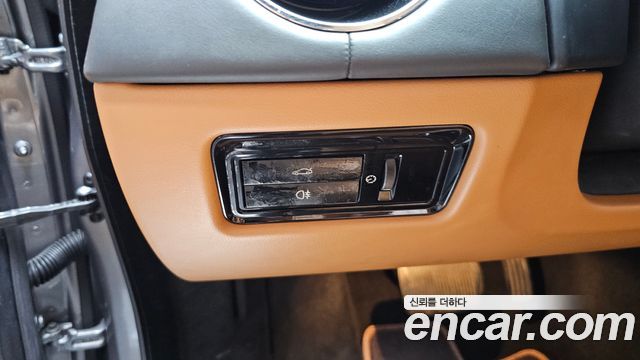 Jaguar XJ 2015 — photo 30