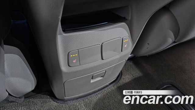 Kia Canival 2018 — photo 25