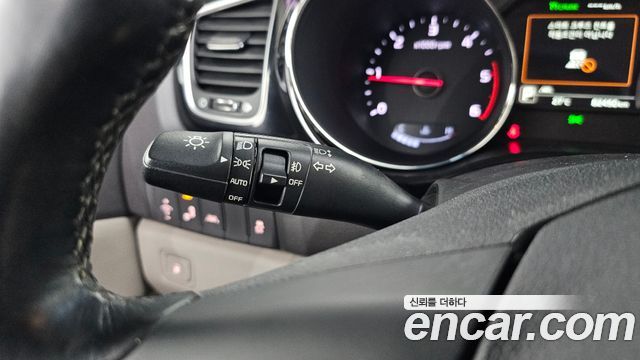 Kia Canival 2018 — photo 27