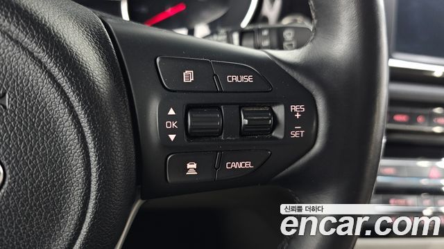 Kia Canival 2018 — photo 28