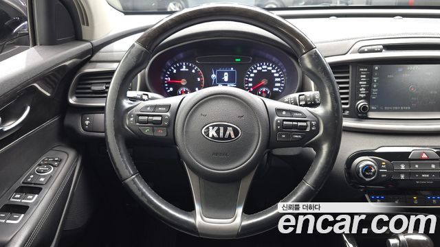 Kia Sorento 2016 — photo 13
