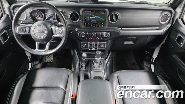 Jeep Wrangler 2020 — photo 10