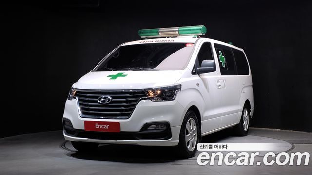 Hyundai Starex 2019 — photo 1