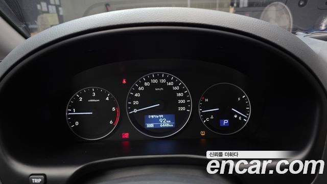 Hyundai Starex 2019 — photo 11