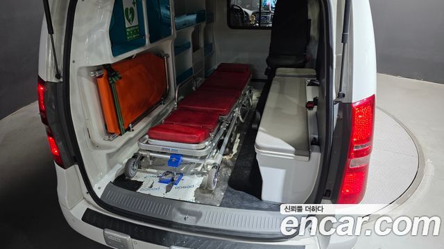 Hyundai Starex 2019 — photo 30