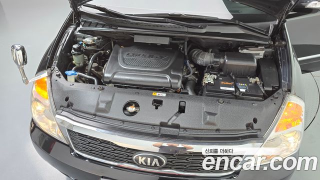 Kia Canival 2014 — photo 6