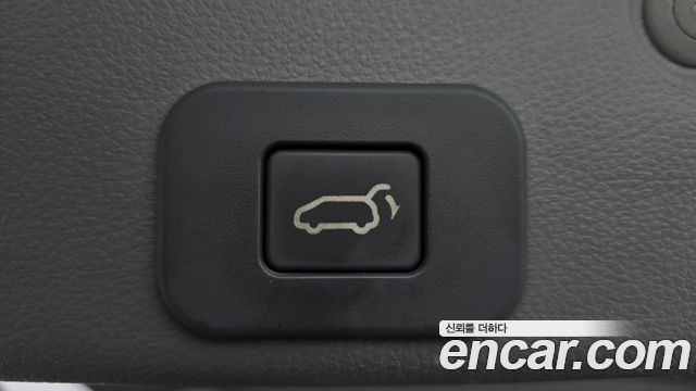 Kia Canival 2014 — photo 16
