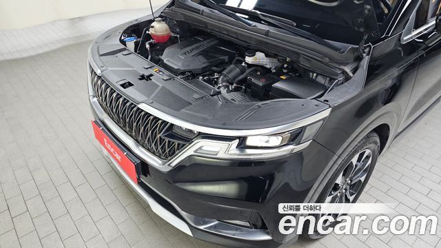 Kia Canival 2021 — photo 6