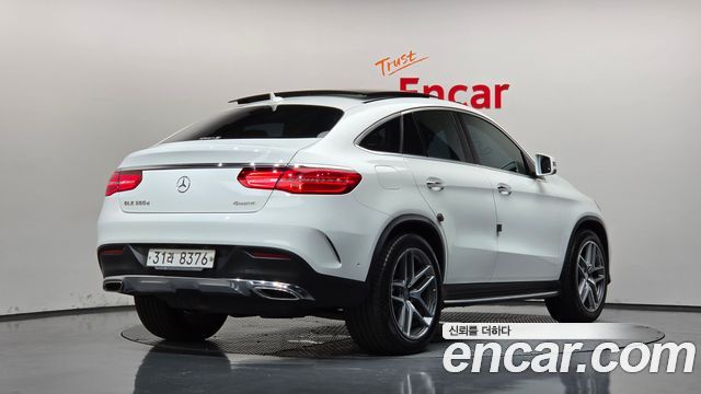 Mercedes-Benz GLE-Class 2017 — photo 2
