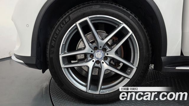 Mercedes-Benz GLE-Class 2017 — photo 5