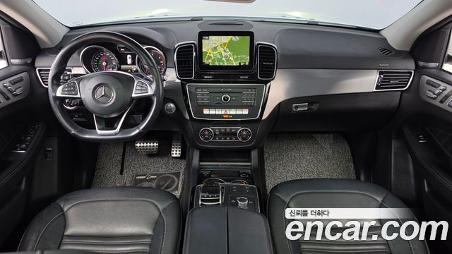 Mercedes-Benz GLE-Class 2017 — photo 7