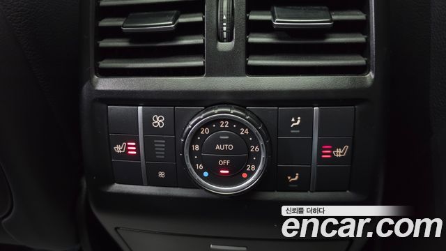 Mercedes-Benz GLE-Class 2017 — photo 18