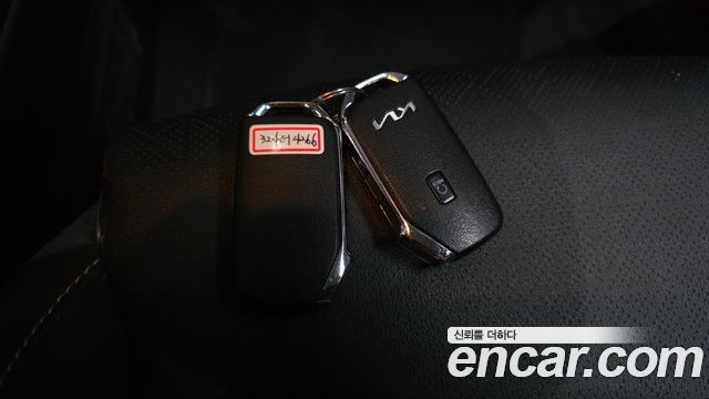Kia K3 2022 — photo 24