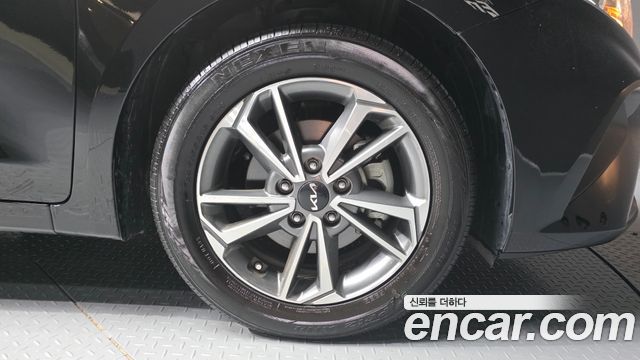 Kia K3 2022 — photo 7