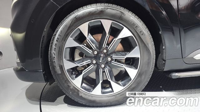 Kia Canival 2023 — photo 5
