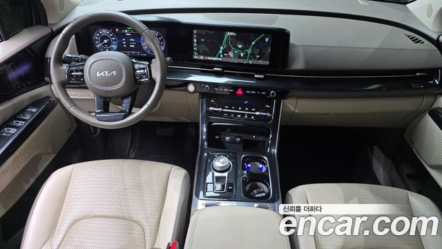 Kia Canival 2023 — photo 10