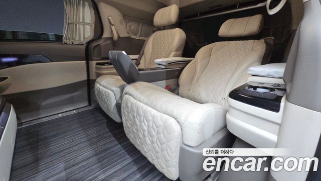 Kia Canival 2023 — photo 18