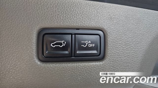 Kia Canival 2023 — photo 26