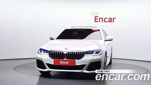 BMW 5-Series 2017 — photo 3