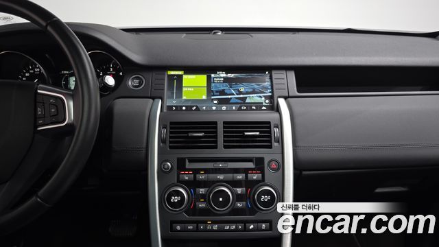 Land Rover Discovery Sport 2019 — photo 20