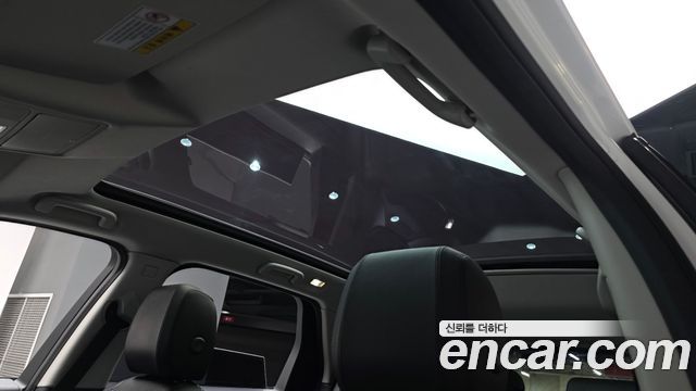 Land Rover Discovery Sport 2019 — photo 22